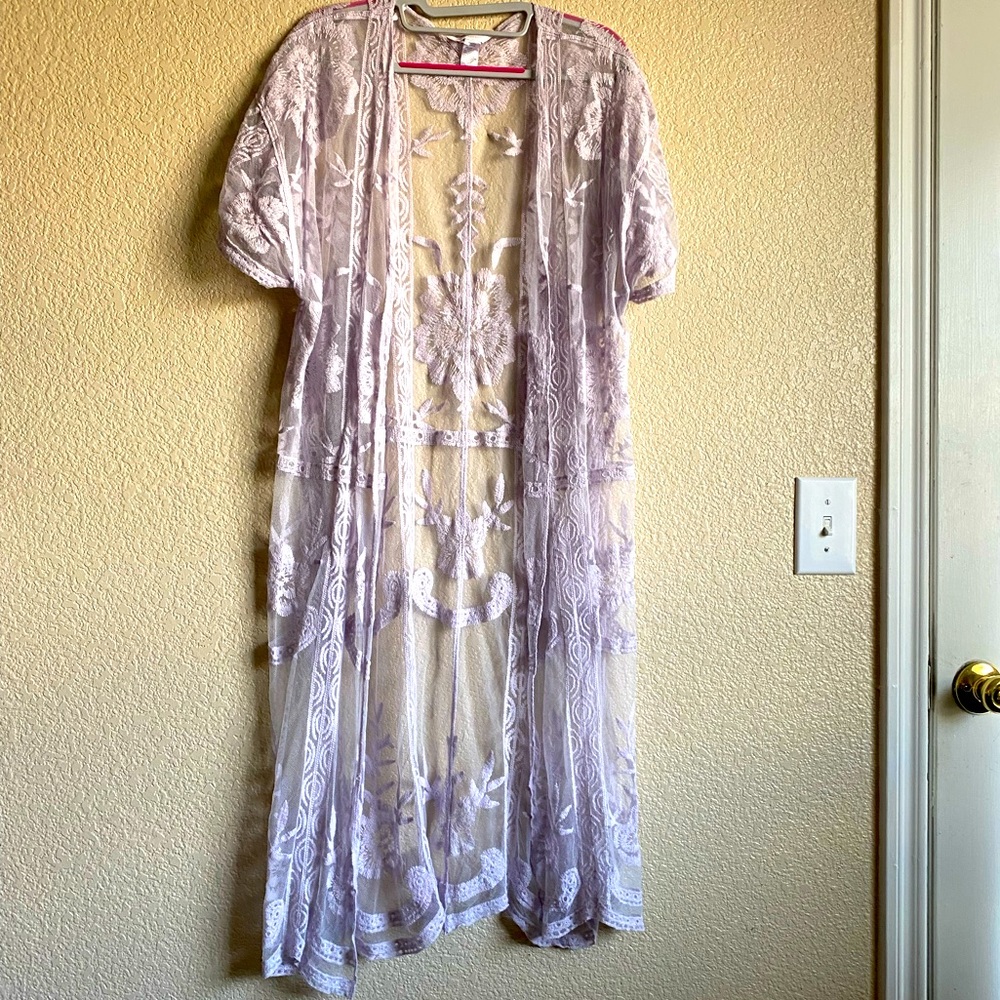 Lauren Conrad lace kimono lilac OS